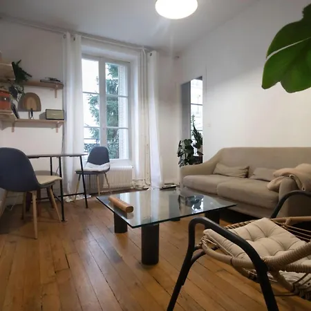 Appartamento Lovely Spacious Cocoon In *